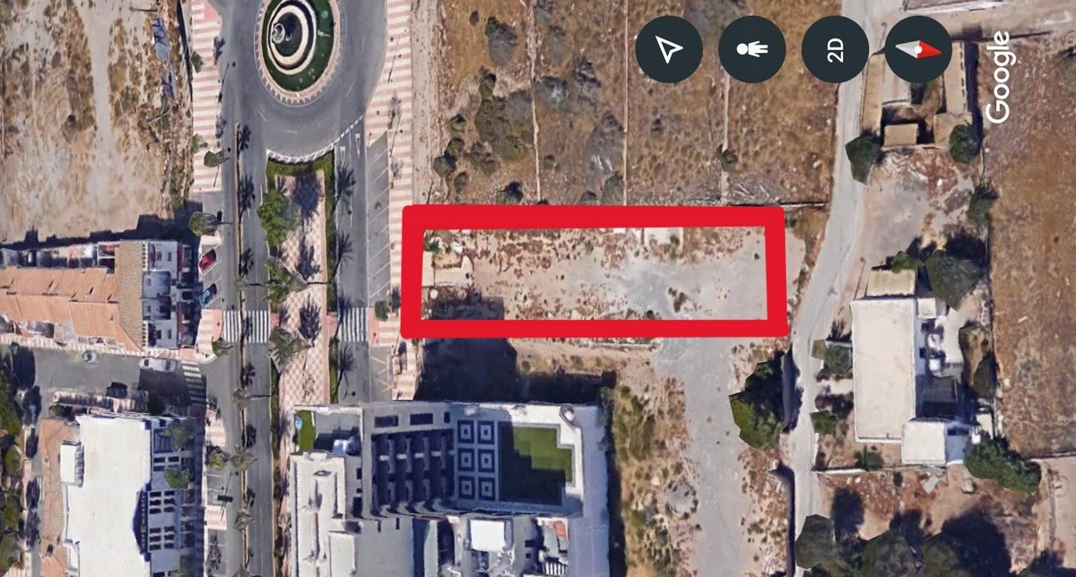 Multi-family plot of 1.247m² in Avenida Juan Carlos III, Aguadulce