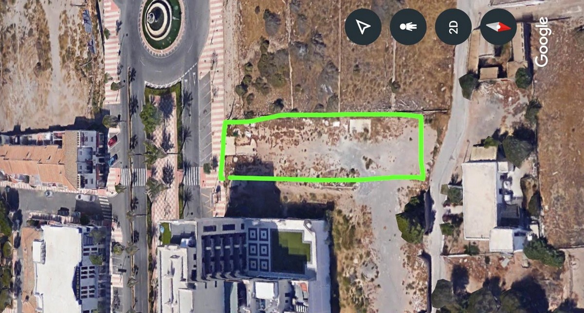 Multi-family plot of 1.247m² in Avenida Juan Carlos III, Aguadulce