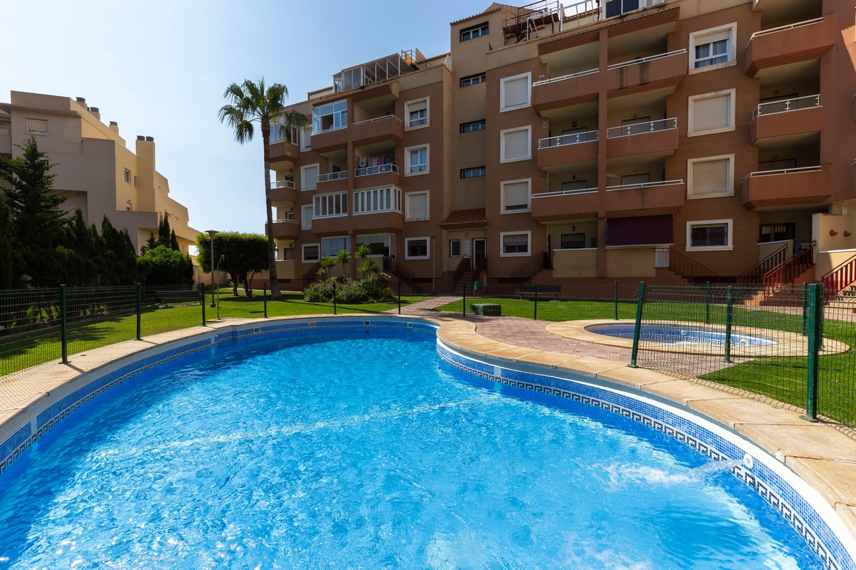 Appartement de deux chambres à seulement 5 minutes de la plage