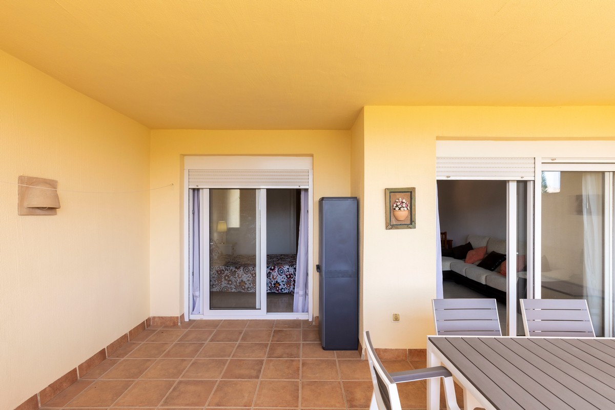 Magnificent apartment in 1st beach line, Complex Villa Romana