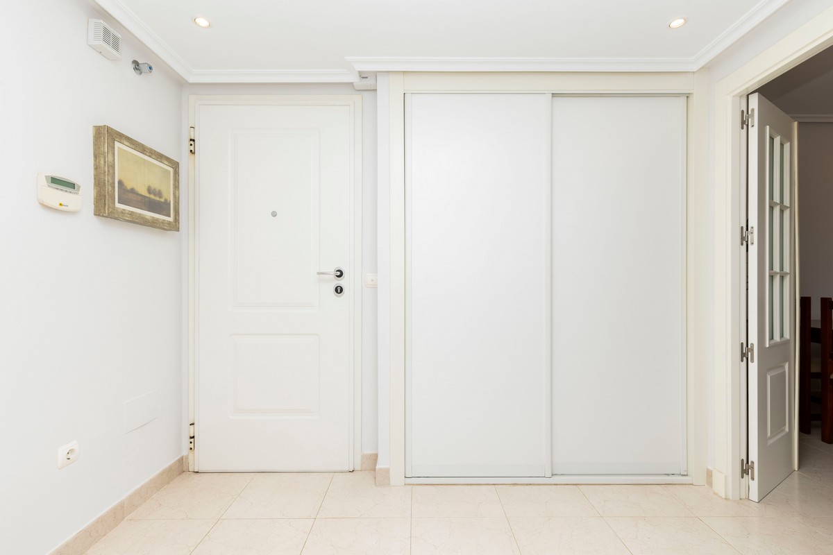 Magnificent apartment in 1st beach line, Complex Villa Romana