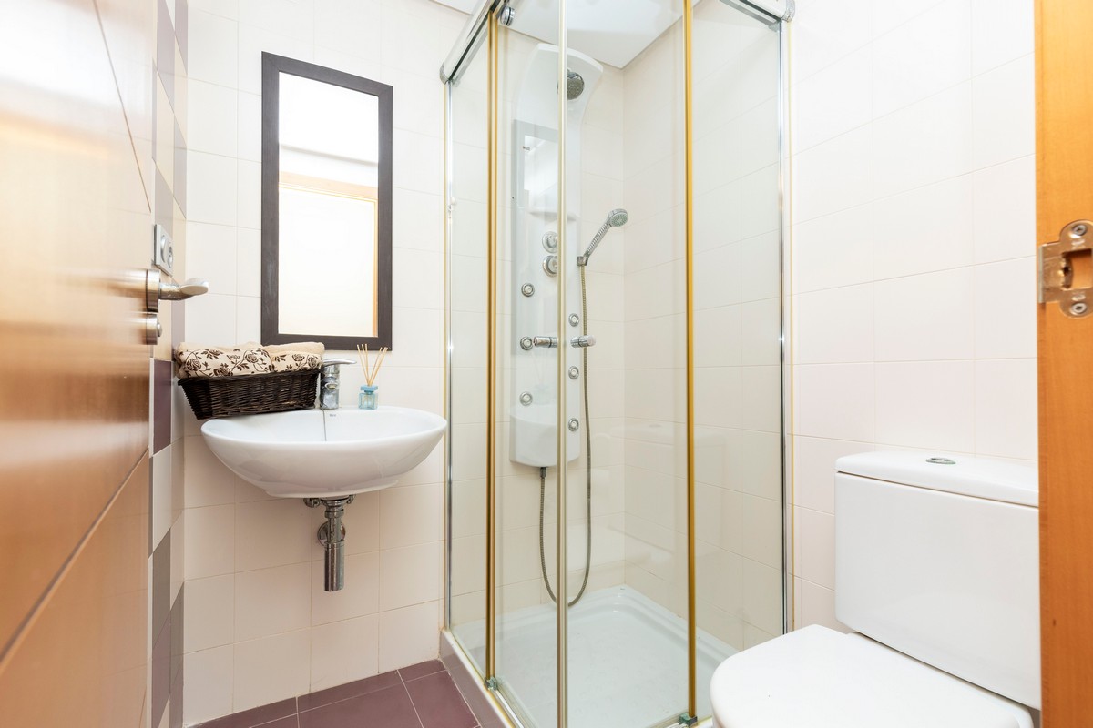 Apartment ready to move in and with sea views, Vereda Golf Complex