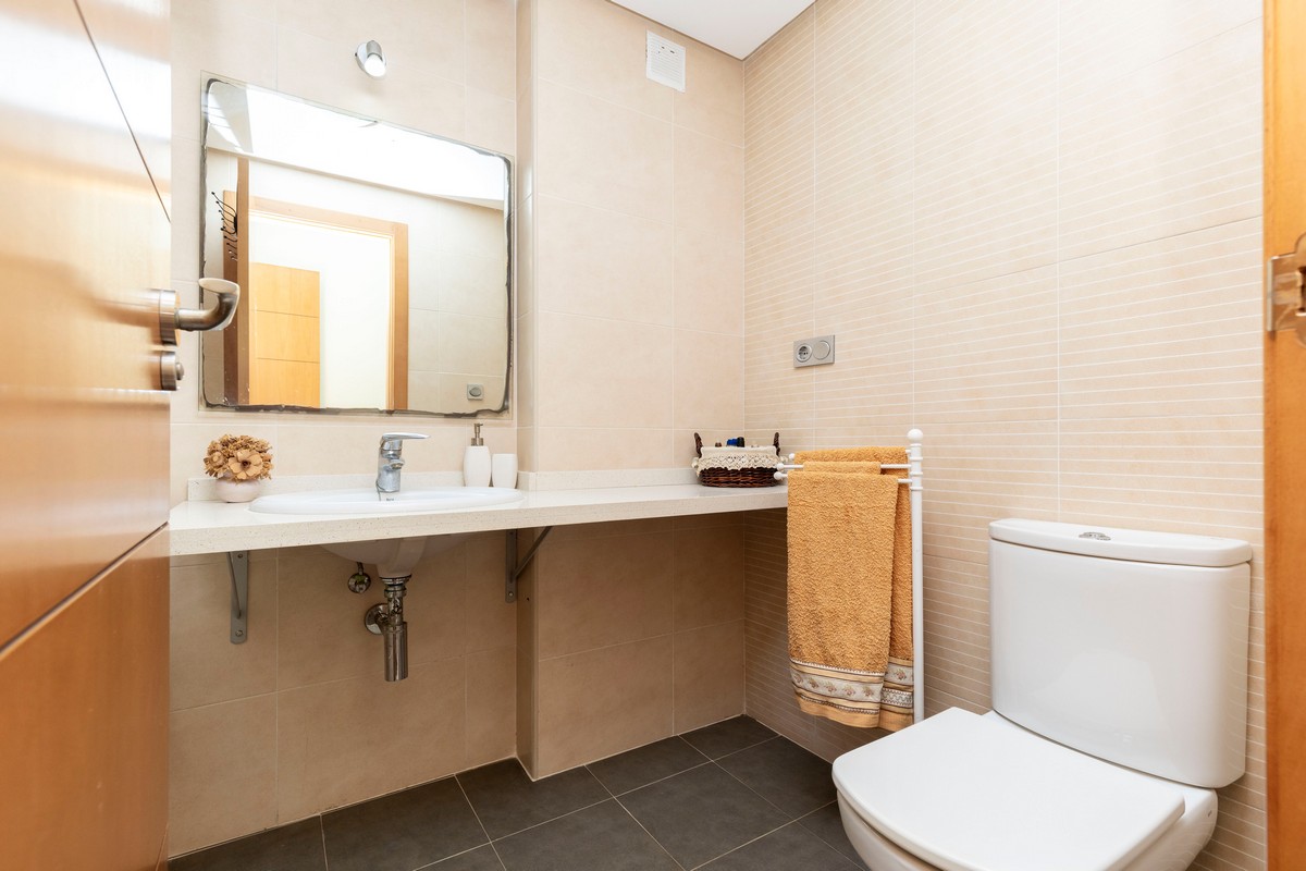 Apartment ready to move in and with sea views, Vereda Golf Complex