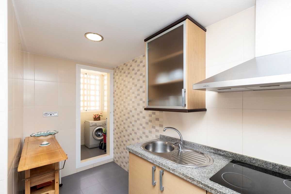 Apartment ready to move in and with sea views, Vereda Golf Complex