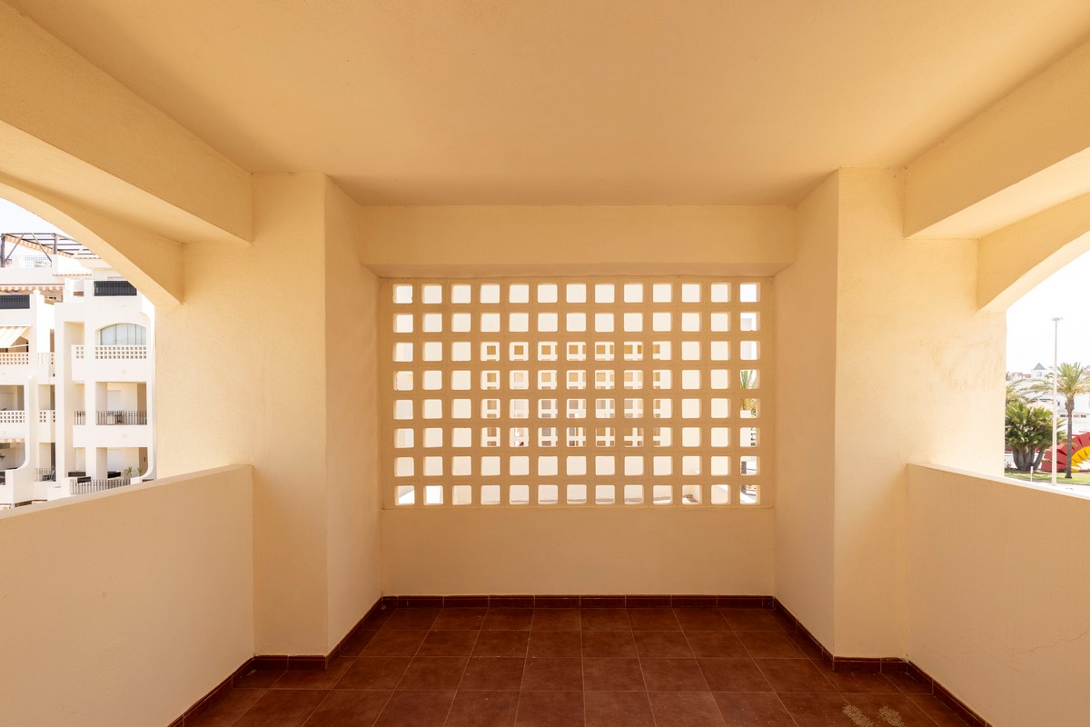 Apartment ready to move in and with sea views, Vereda Golf Complex