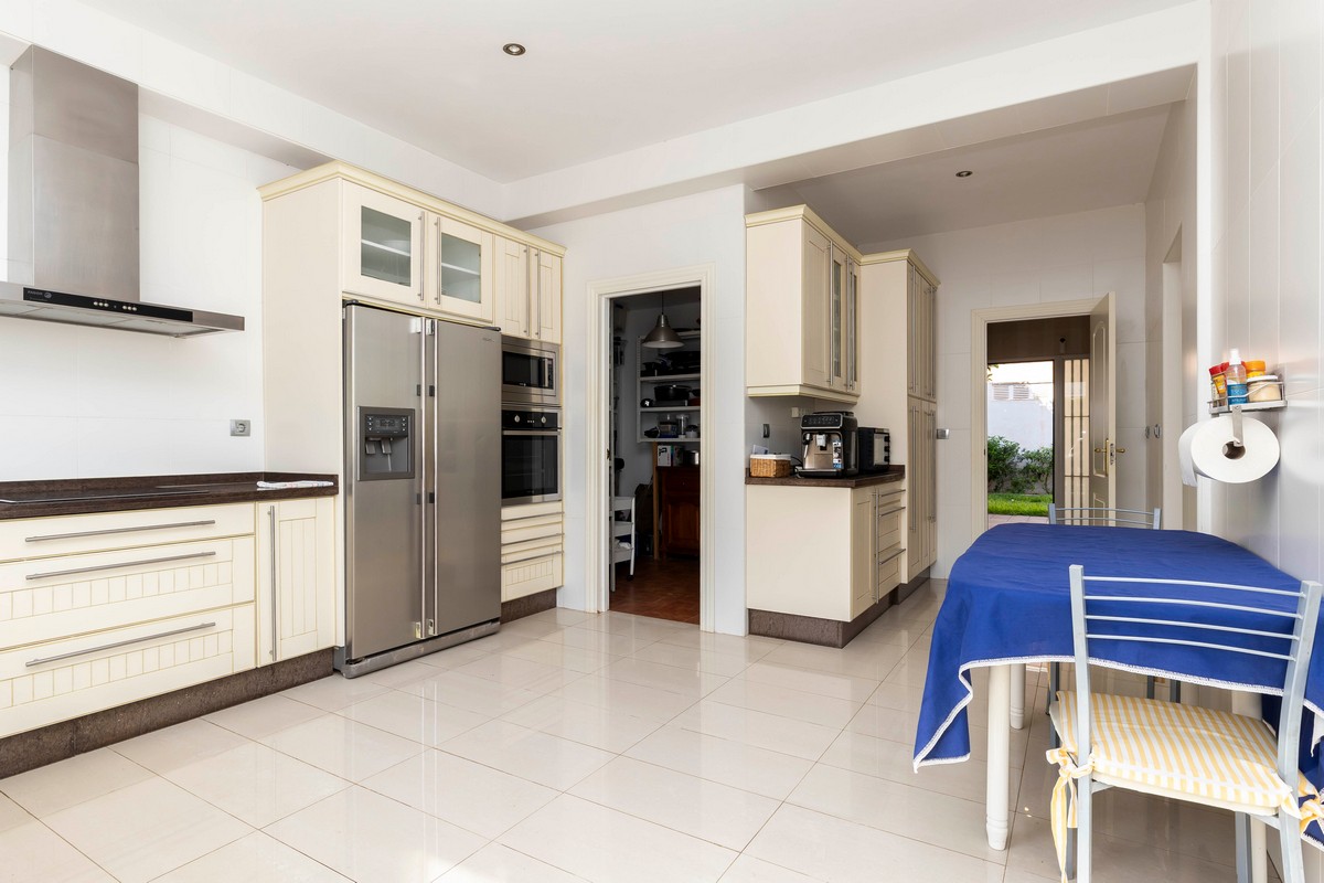 Impressive villa in the heart of Playa Serena