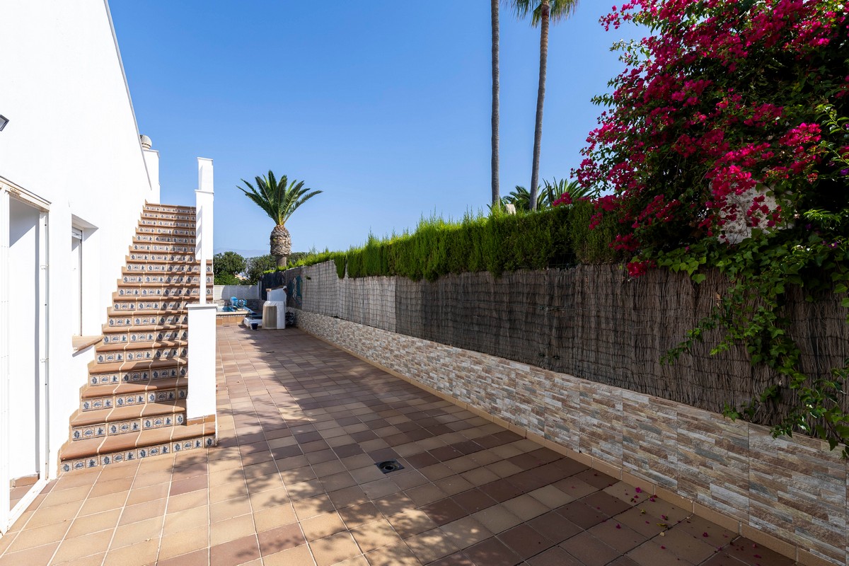 Impressive villa in the heart of Playa Serena
