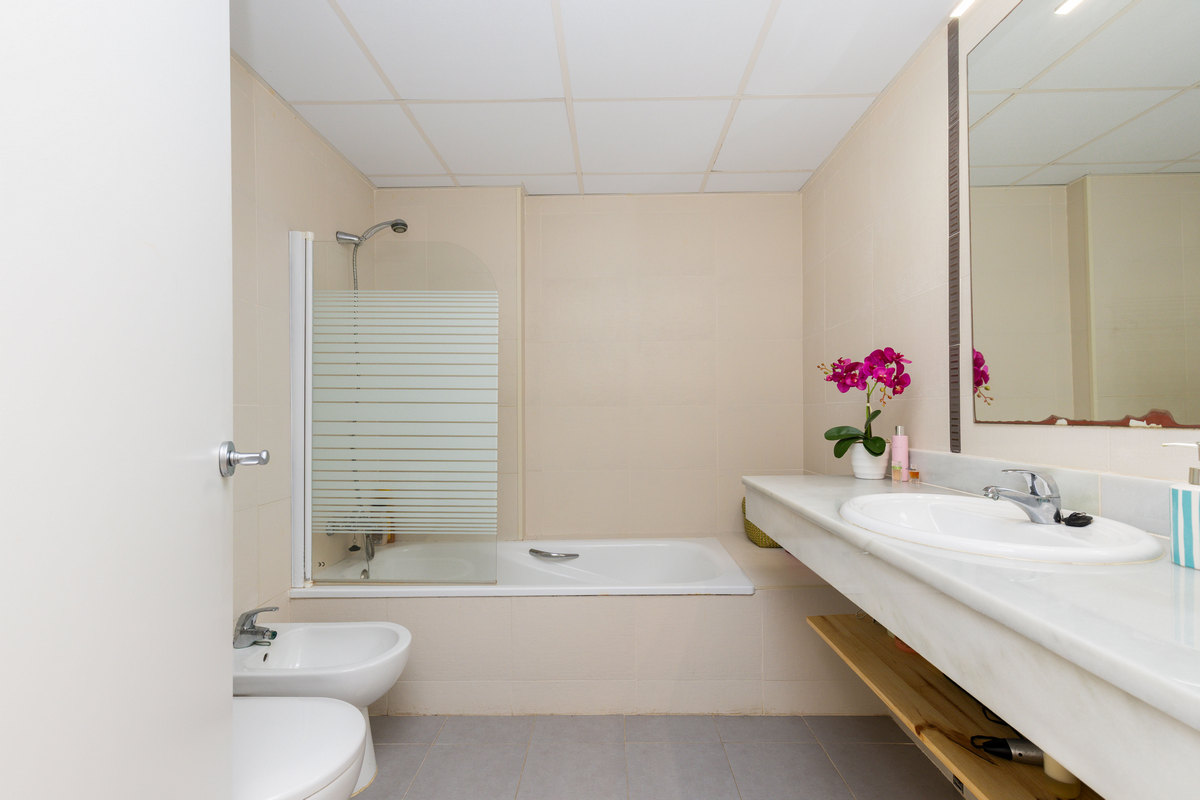 Very spacious apartment, ready to move in, Pelicanos Golf & Beach III Complex