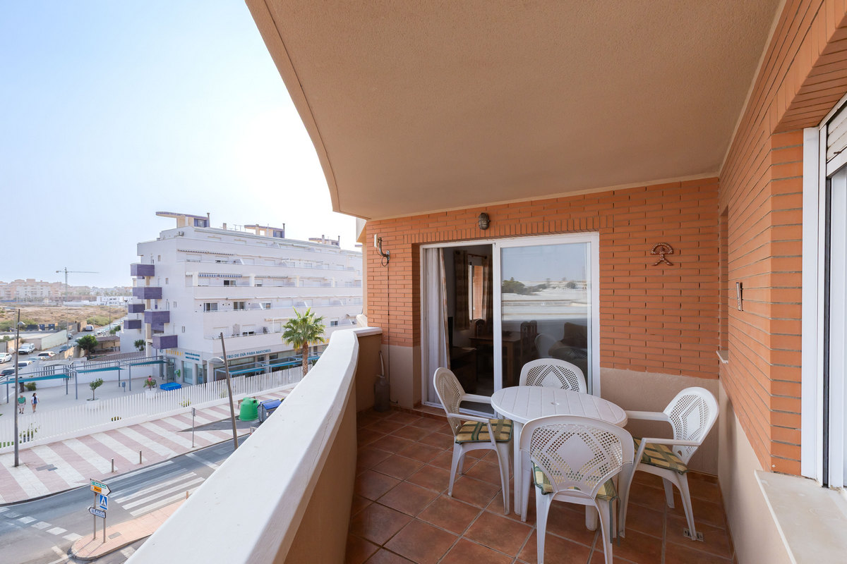 2-bedroom apartment in Balcones de Roquetas III