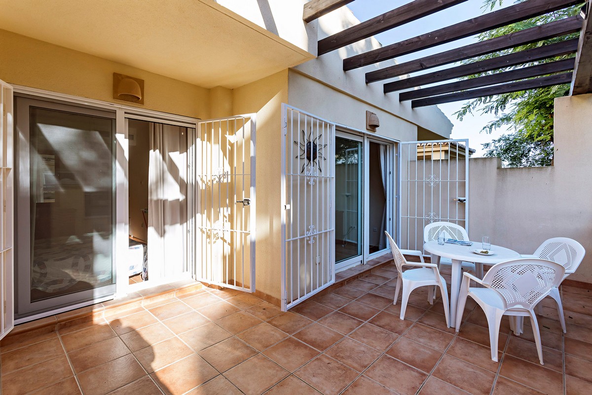 Villa Romana Golf Complex, ground floor apartment ready to move into