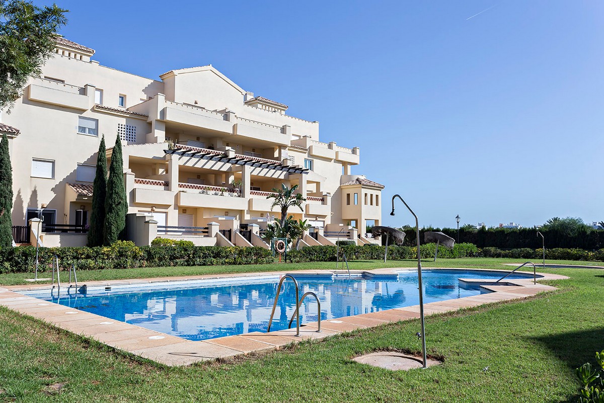 Villa Romana Golf Complex, ground floor apartment ready to move into