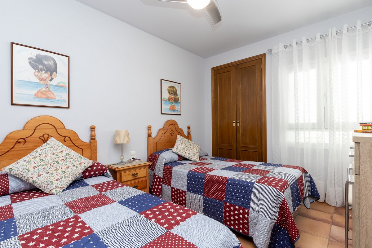 Spazioso appartamento con 3 camere da letto sul lungomare, Almerimar