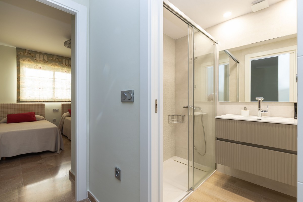 Espectacular apartamento en segunda línea de playa, Complejo Vereda Golf FII