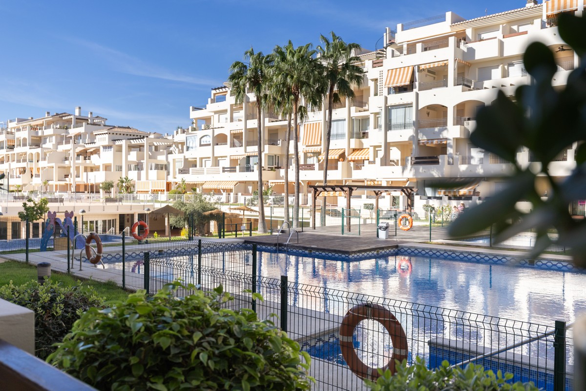 Espectacular apartamento en segunda línea de playa, Complejo Vereda Golf FII
