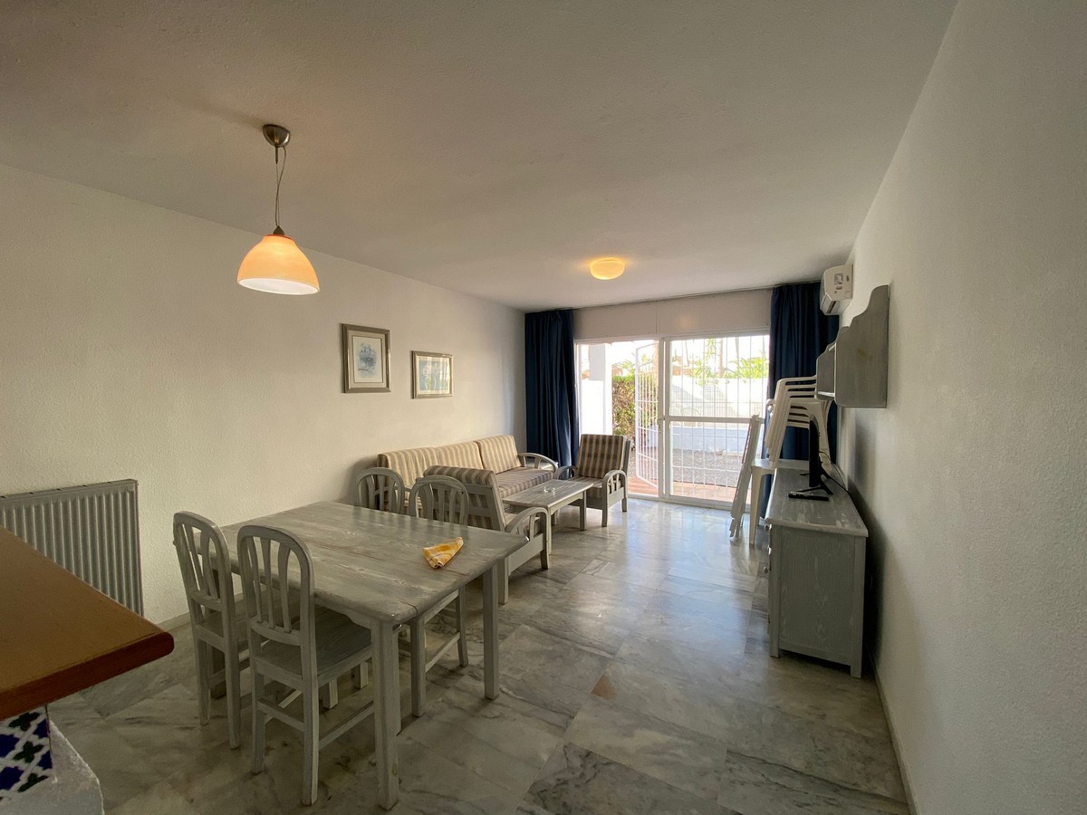 Apartamento en planta baja con jardín, Complejo Golf Center Pueblo