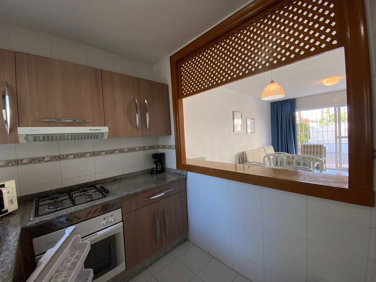 Apartamento en planta baja con jardín, Complejo Golf Center Pueblo