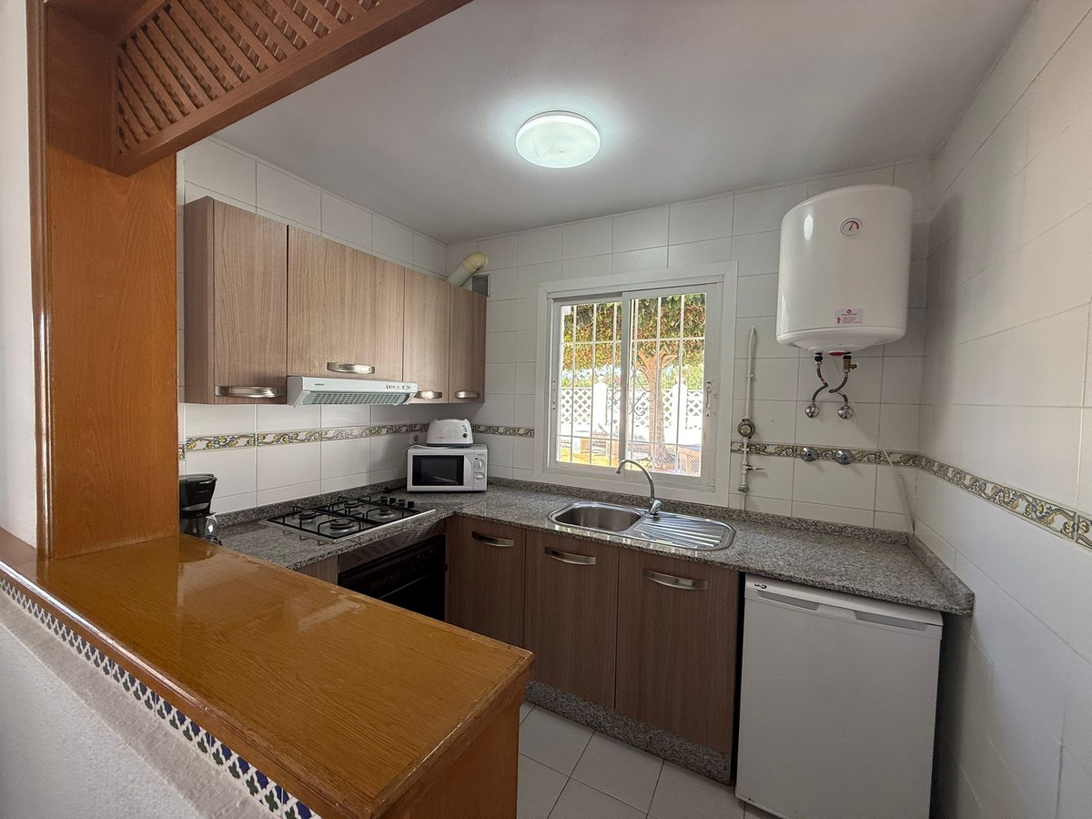 Apartamento en planta baja con jardín, Complejo Golf Center Pueblo