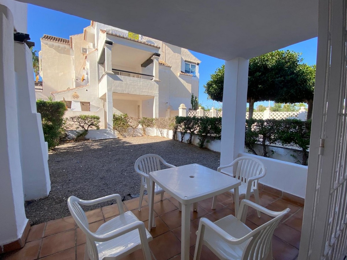 Apartamento en planta baja con jardín, Complejo Golf Center Pueblo