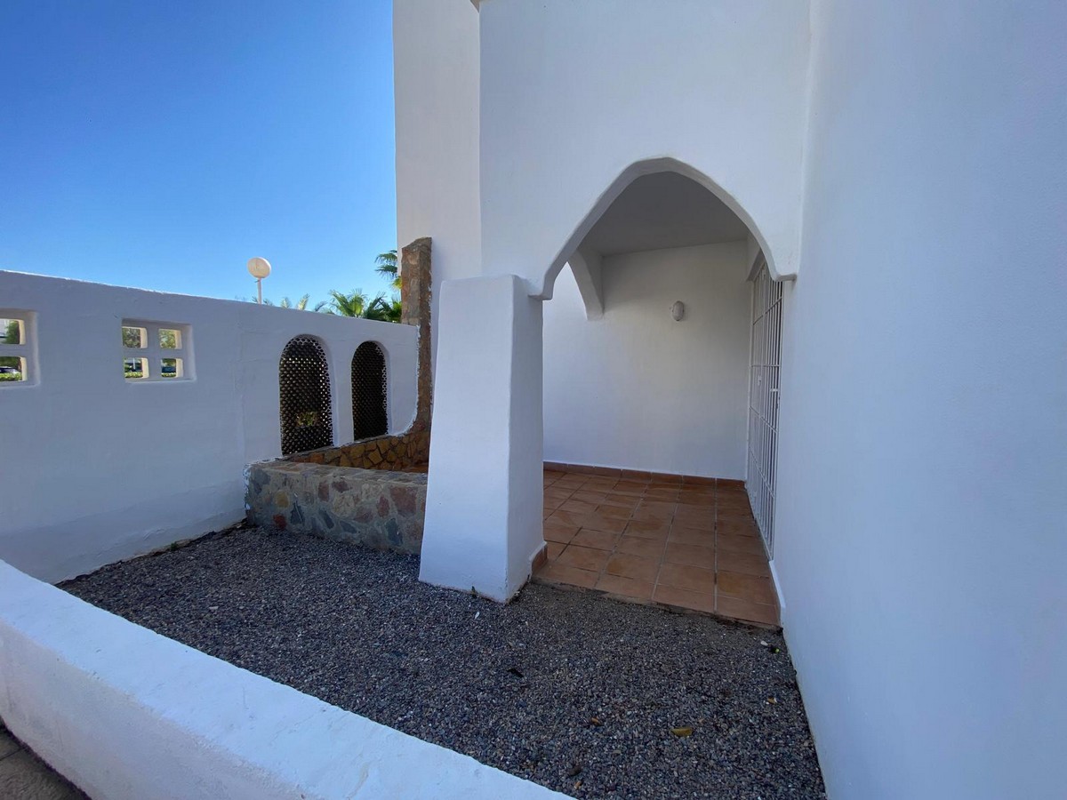 Apartamento en planta baja con jardín, Complejo Golf Center Pueblo