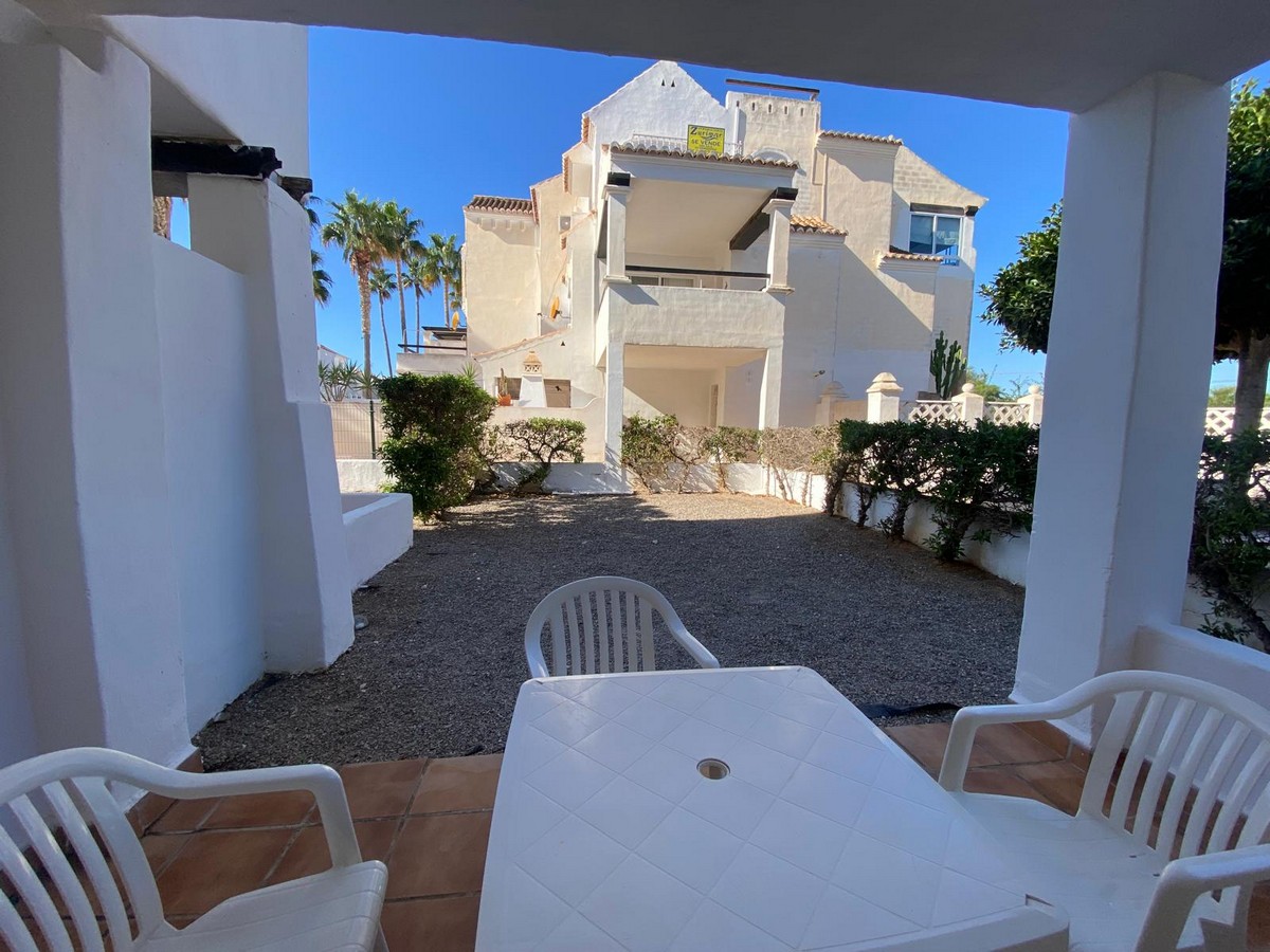 Apartamento en planta baja con jardín, Complejo Golf Center Pueblo