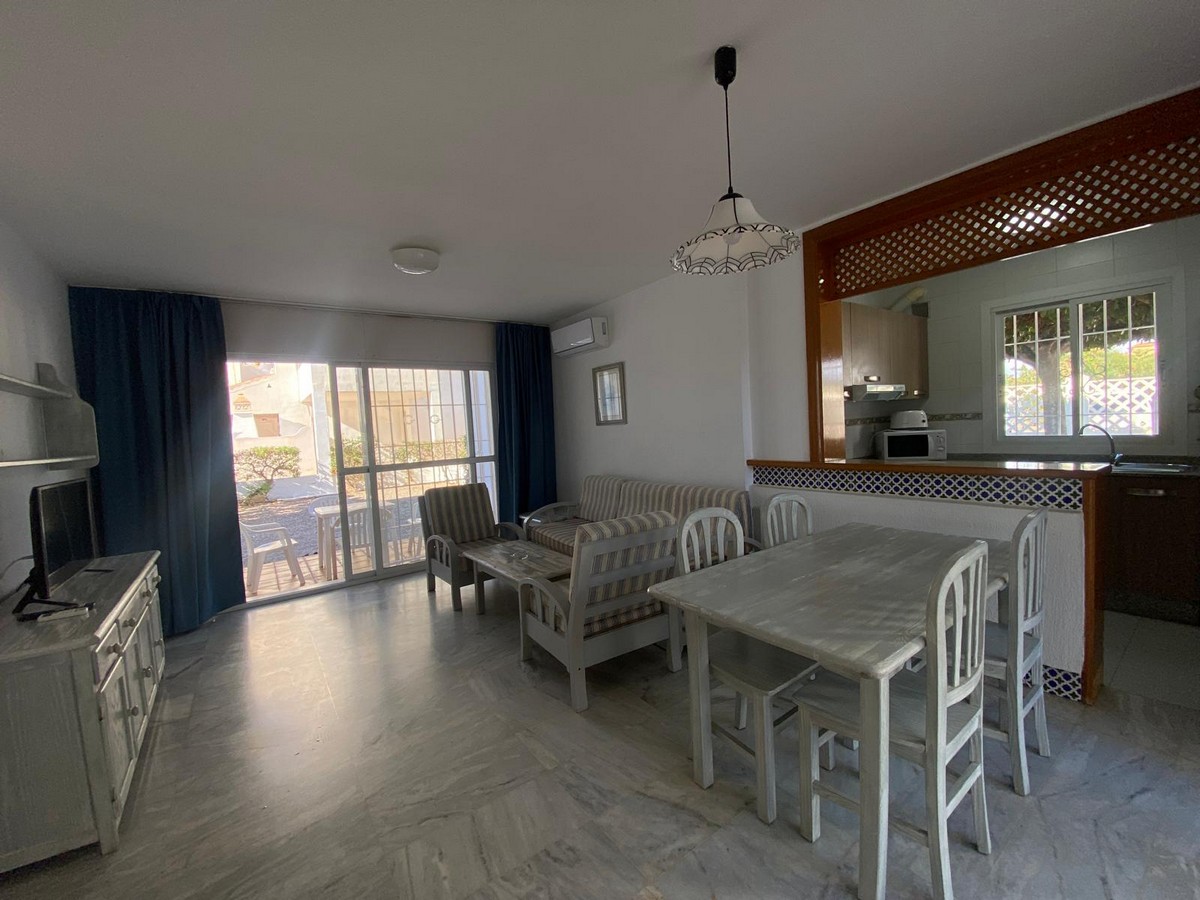 Apartamento en planta baja con jardín, Complejo Golf Center Pueblo