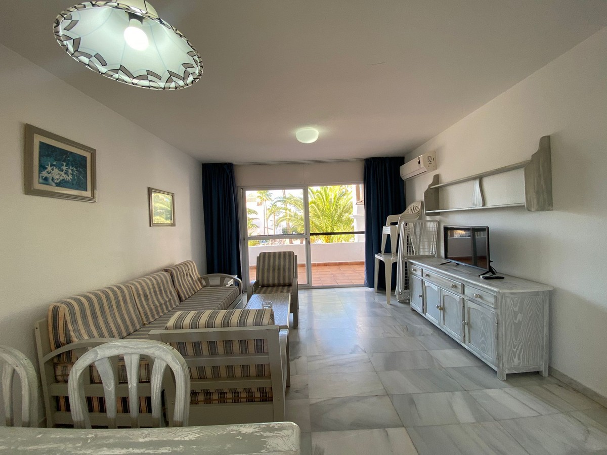 Apartamento en planta primera, Complejo Golf Center Pueblo