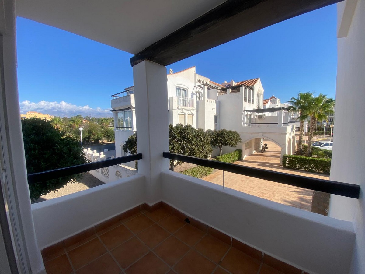 Apartamento en planta primera, Complejo Golf Center Pueblo