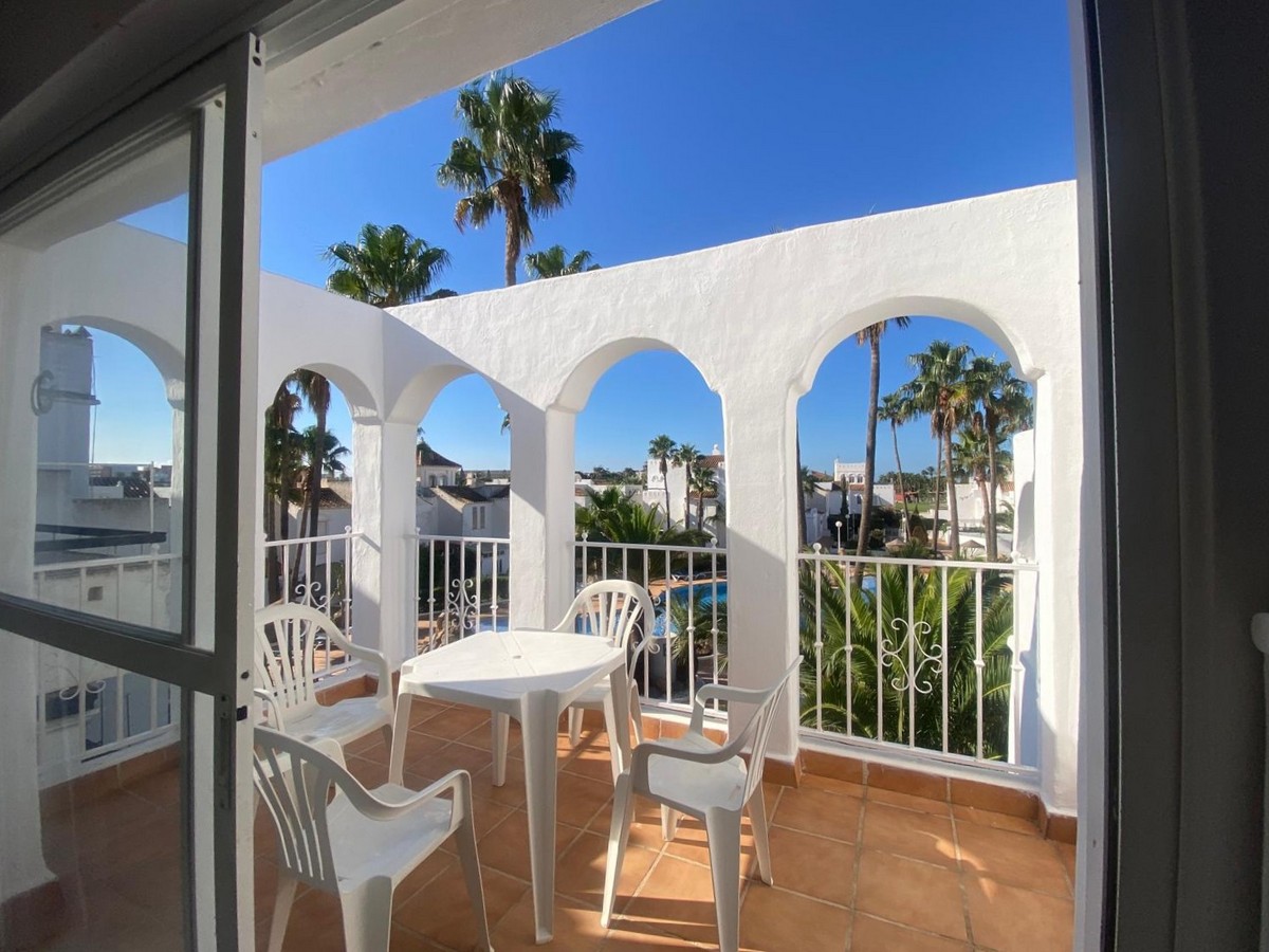Apartamento en planta segunda, Complejo Golf Center Pueblo