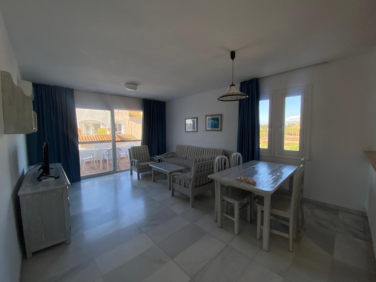 Apartamento en planta segunda, Complejo Golf Center Pueblo