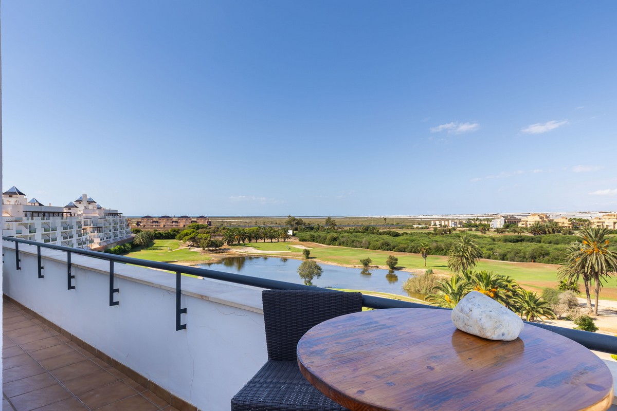 Beeindruckendes Penthouse in der Wohnanlage Agua Serena, 2. Strandlinie