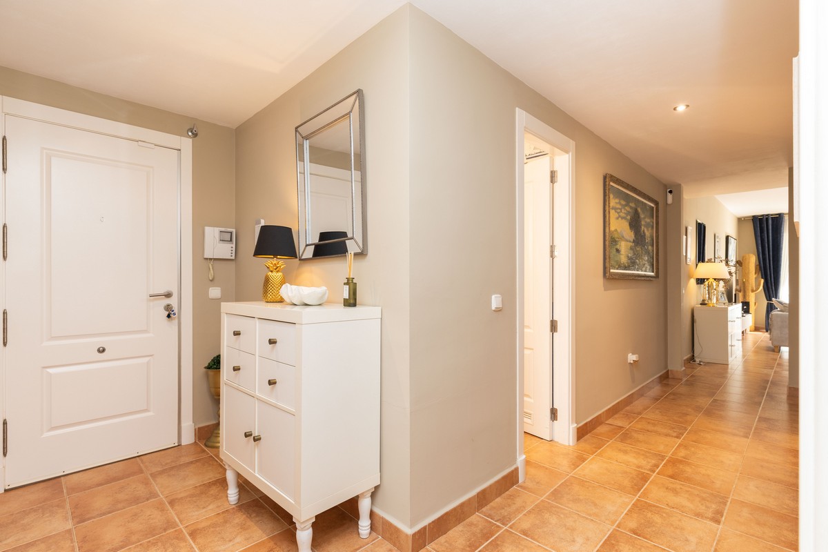 Complexe Villa Romana Golf, appartement exclusif au rez-de-chaussée prêt à emménager