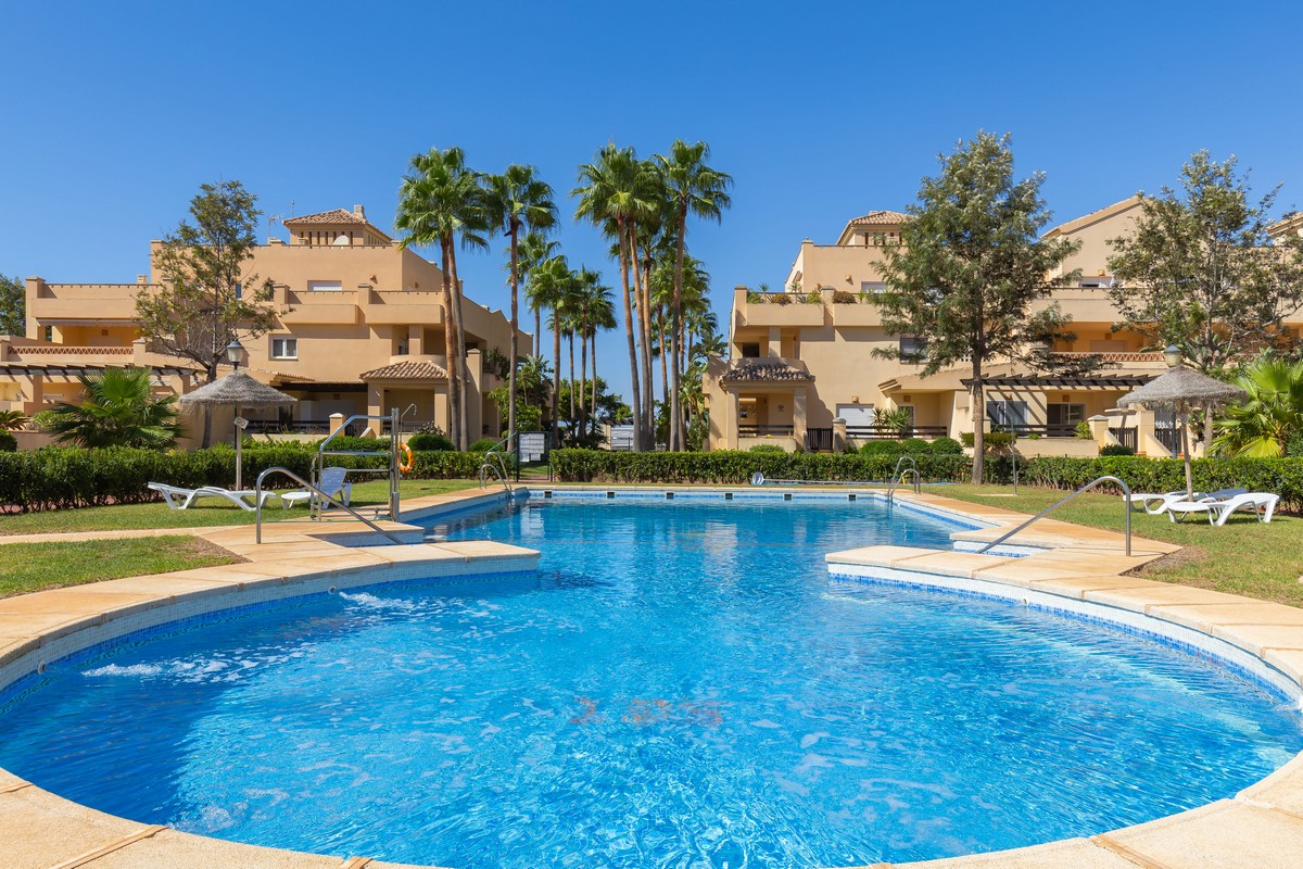 Complexe Villa Romana Golf, appartement exclusif au rez-de-chaussée prêt à emménager