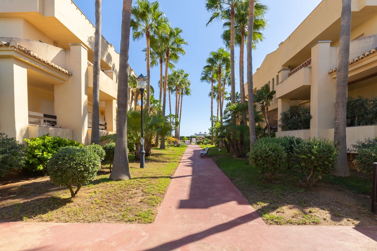 Complexe Villa Romana Golf, appartement exclusif au rez-de-chaussée prêt à emménager