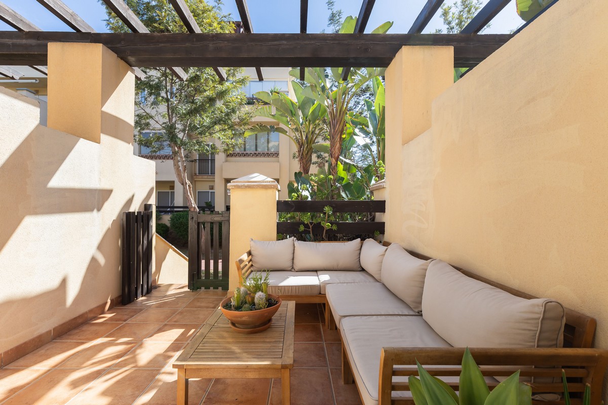 Complexe Villa Romana Golf, appartement exclusif au rez-de-chaussée prêt à emménager