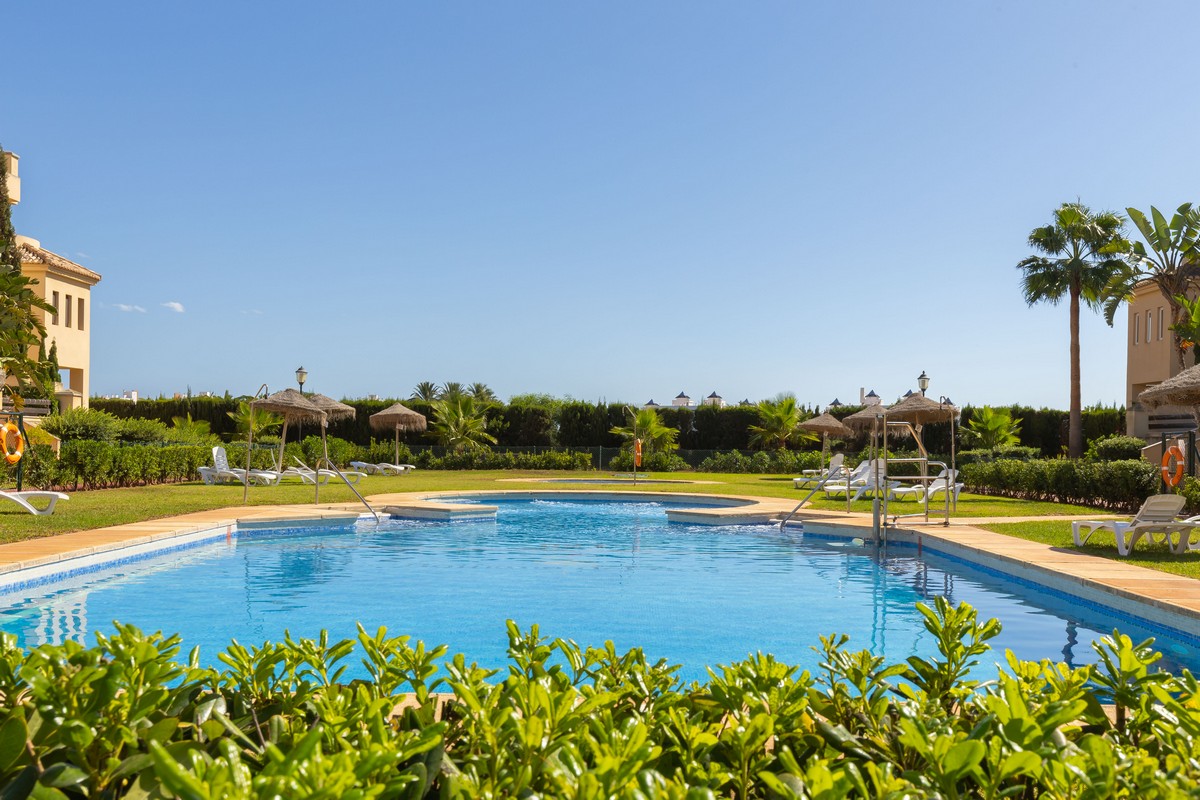 Complexe Villa Romana Golf, appartement exclusif au rez-de-chaussée prêt à emménager