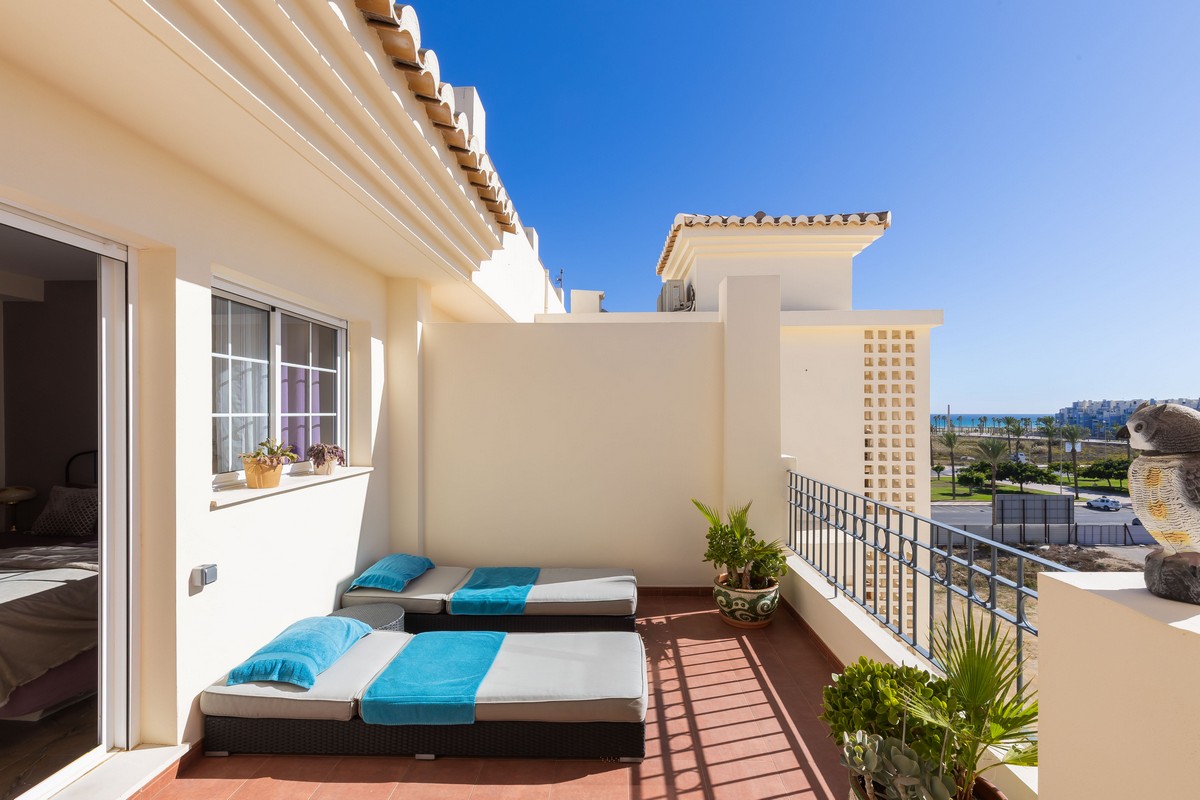 Spectaculaire penthouse en deuxième ligne de plage, Complexe Vereda Golf FII