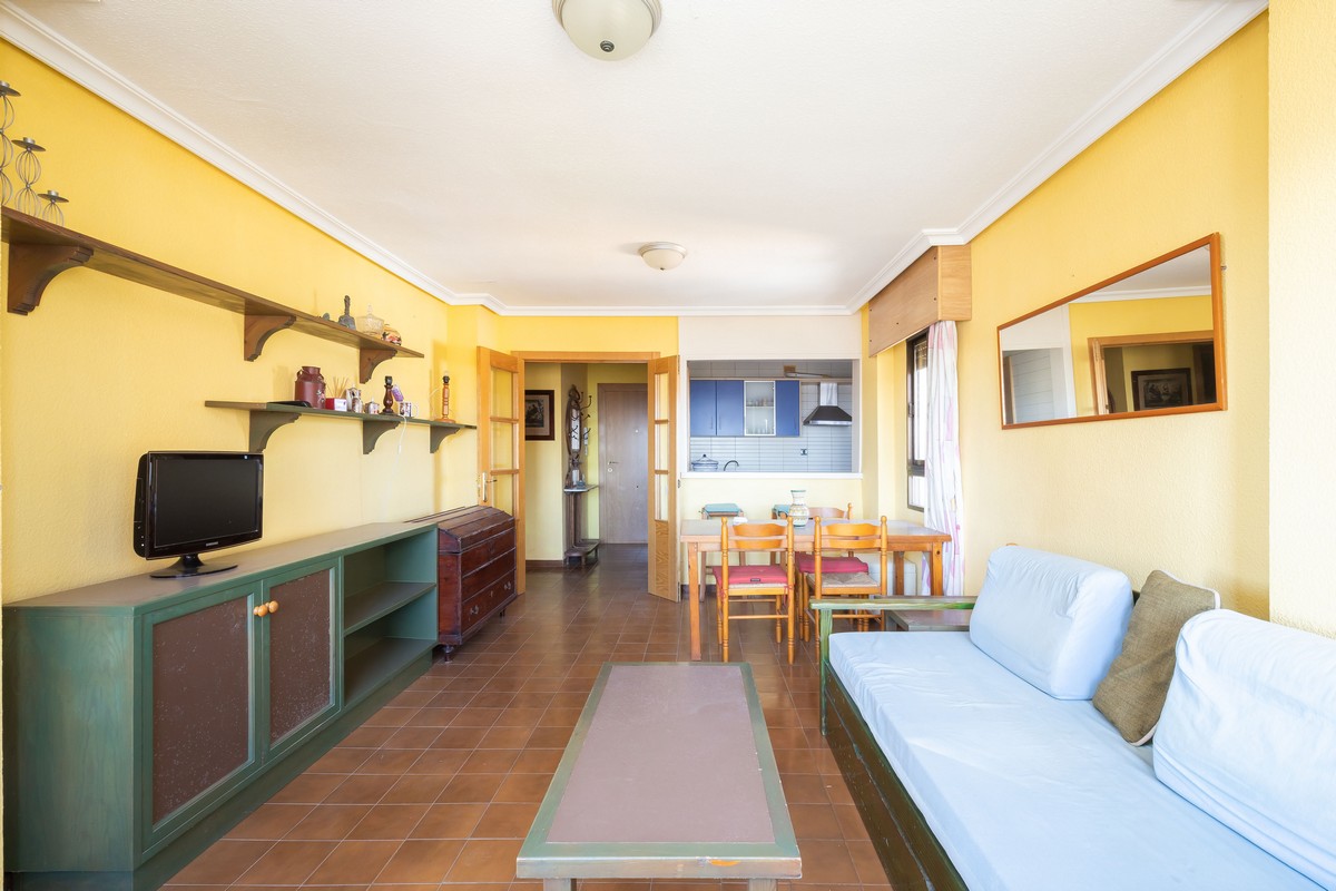 Apartment in Concordia Playa with sea views, Urb. Roquetas de Mar