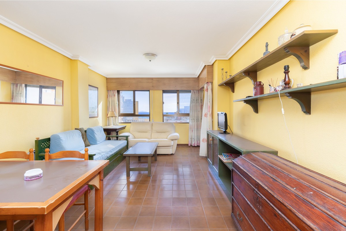 Apartment in Concordia Playa with sea views, Urb. Roquetas de Mar