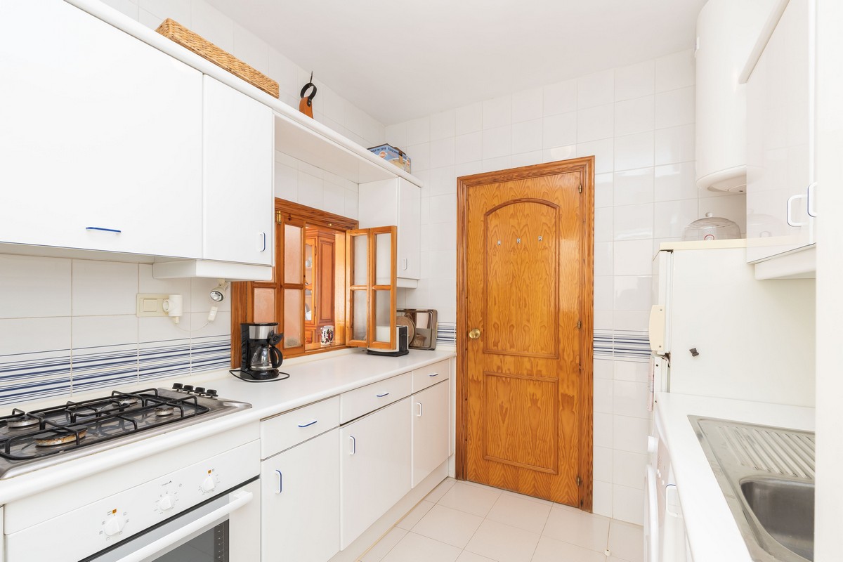 Complejo Las Alondras, 1ª línea de playa, Playa de la Bajadilla