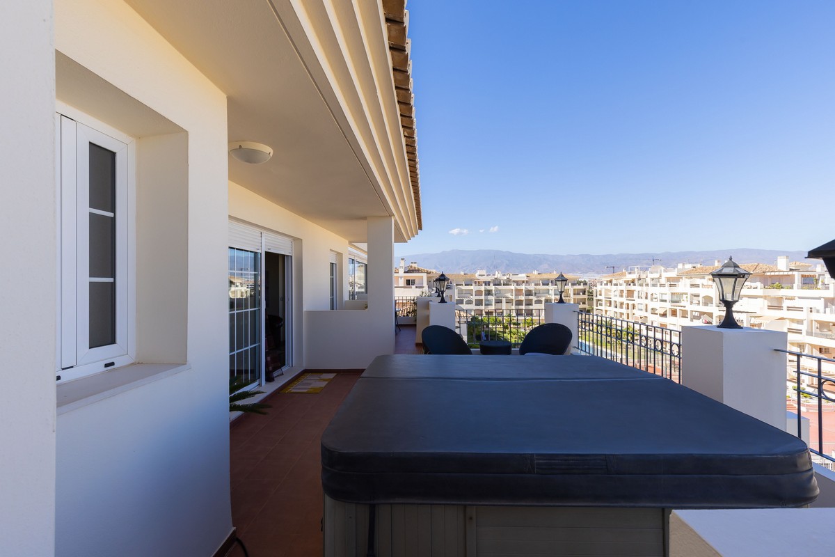 Espectacular ático en segunda línea de playa, Complejo Vereda Golf FII