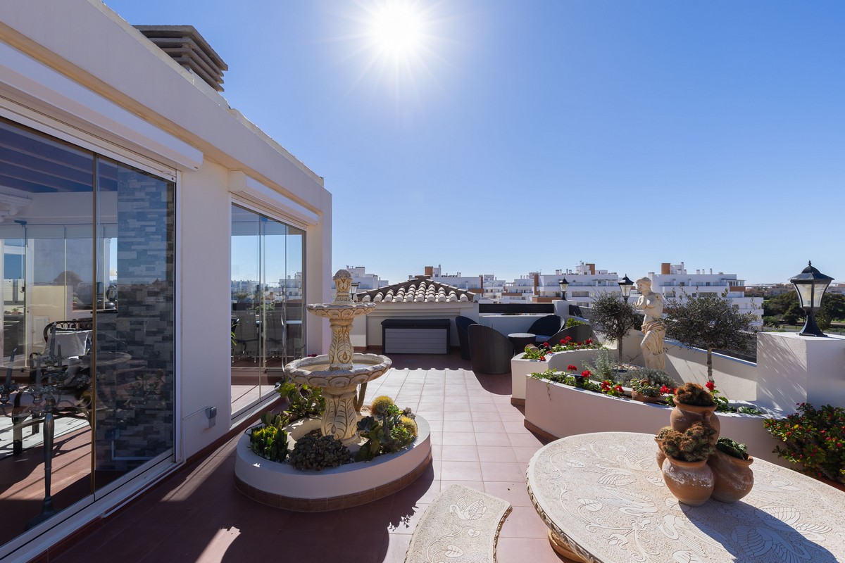 Espectacular ático en segunda línea de playa, Complejo Vereda Golf FII