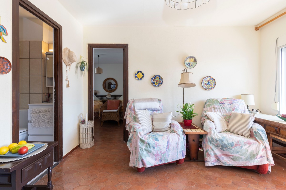 Apartment with sea views, ‘Club Tropicana’ complex, beachfront