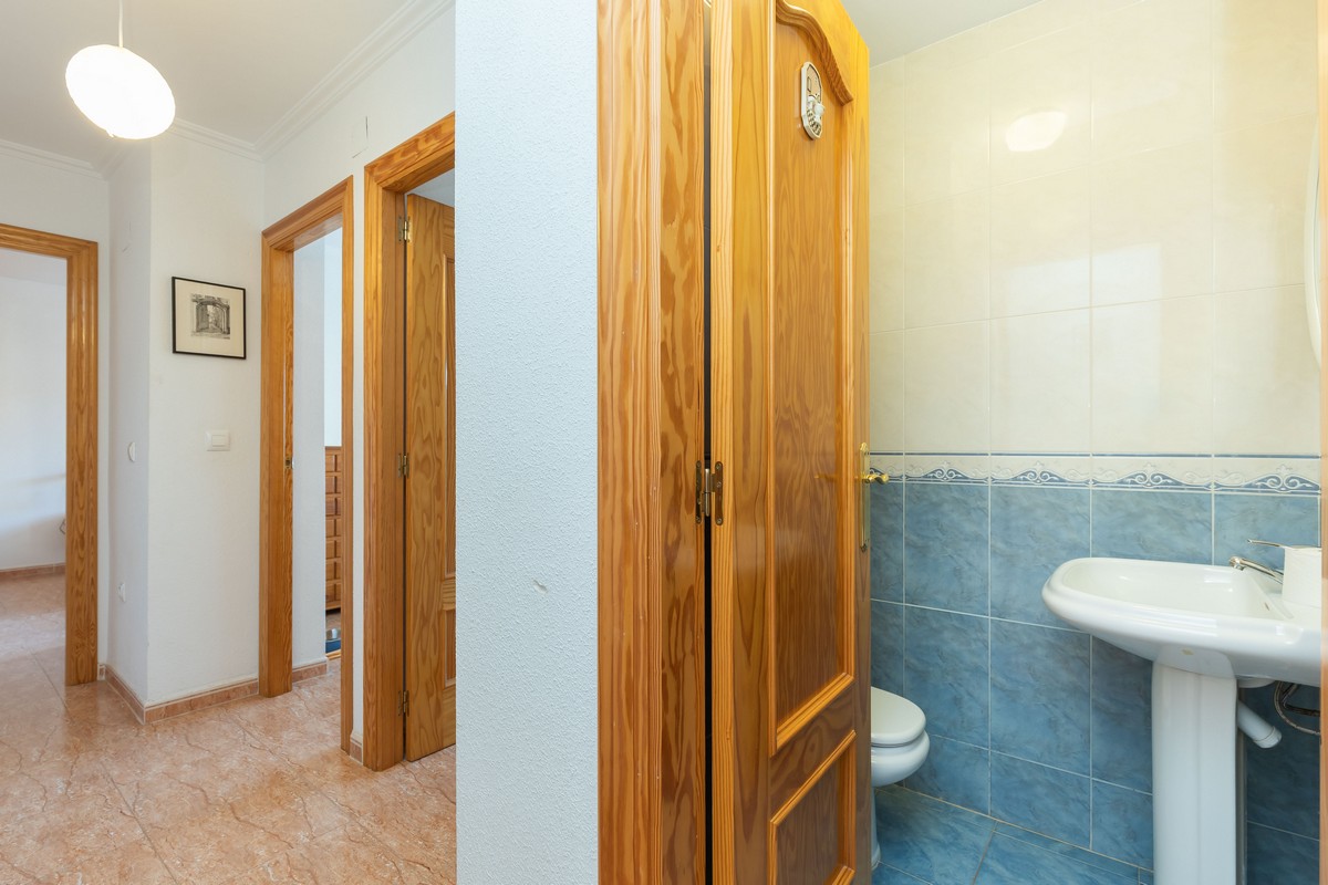 Geräumige 3-Schlafzimmer-Wohnung im Maracay-Komplex