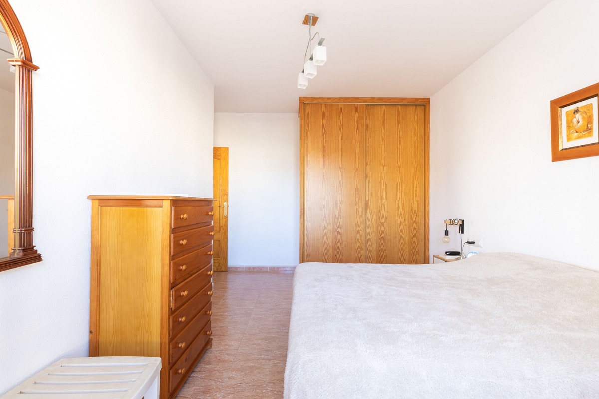 Geräumige 3-Schlafzimmer-Wohnung im Maracay-Komplex