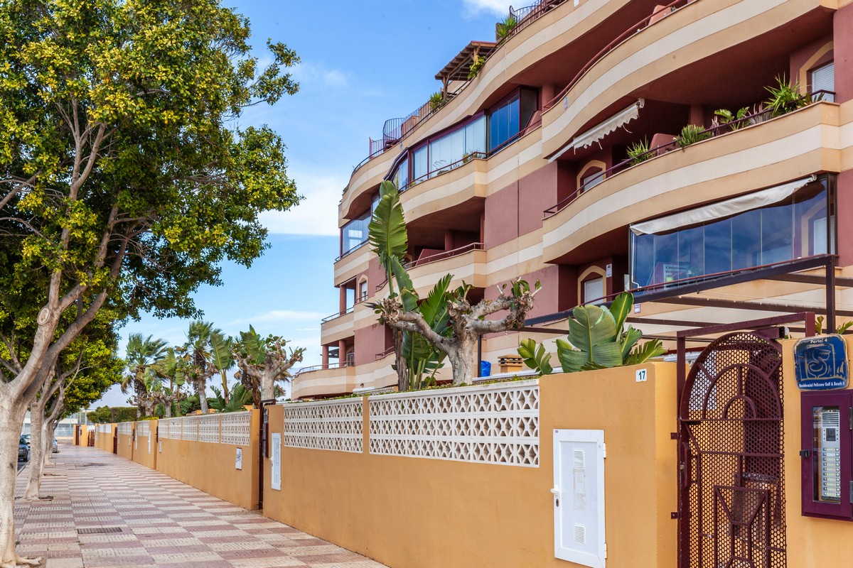 Atractivo y amplio apartamento, Complejo Pelicanos Golf & Beach II