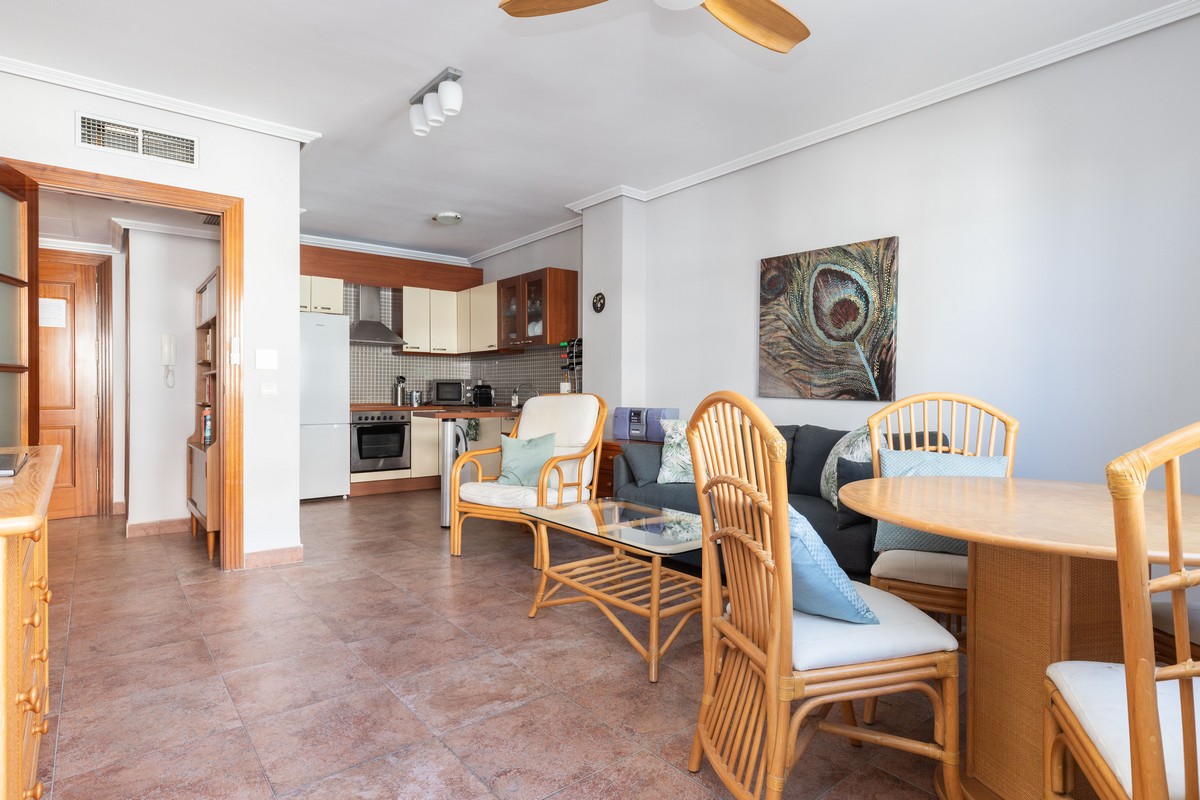 Amplio apartamento en Palazzo Vivaldi, Urb. Las Salinas