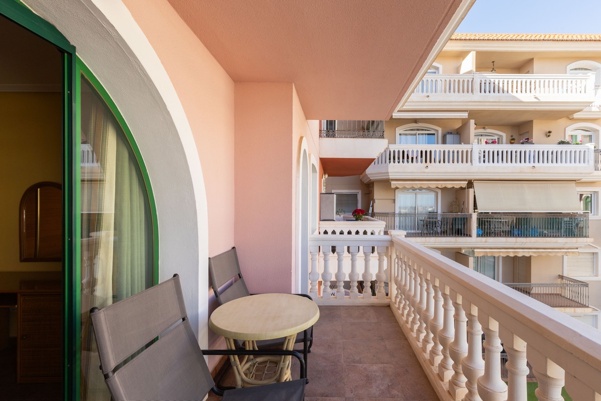 Amplio apartamento en Palazzo Vivaldi, Urb. Las Salinas