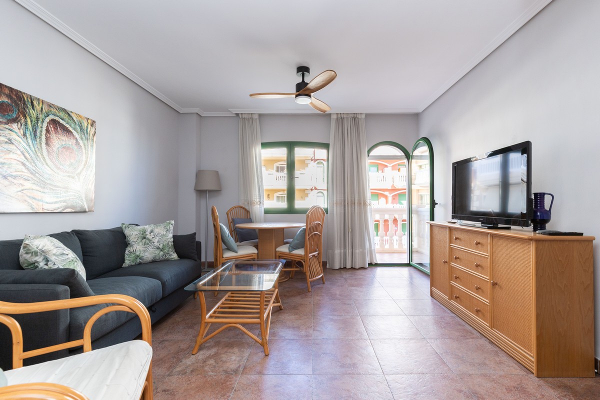 Amplio apartamento en Palazzo Vivaldi, Urb. Las Salinas