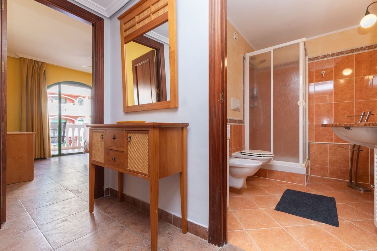 Amplio apartamento en Palazzo Vivaldi, Urb. Las Salinas