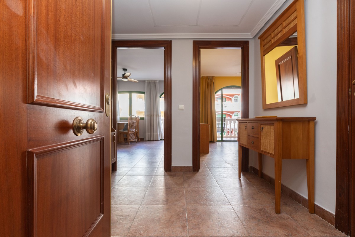 Amplio apartamento en Palazzo Vivaldi, Urb. Las Salinas